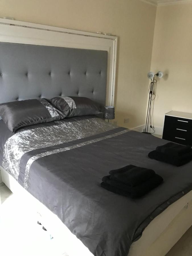 Sandy Pad'S Apartments Rhyl Esterno foto