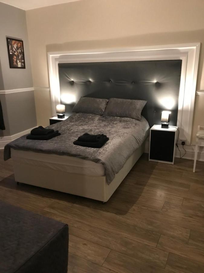 Sandy Pad'S Apartments Rhyl Esterno foto